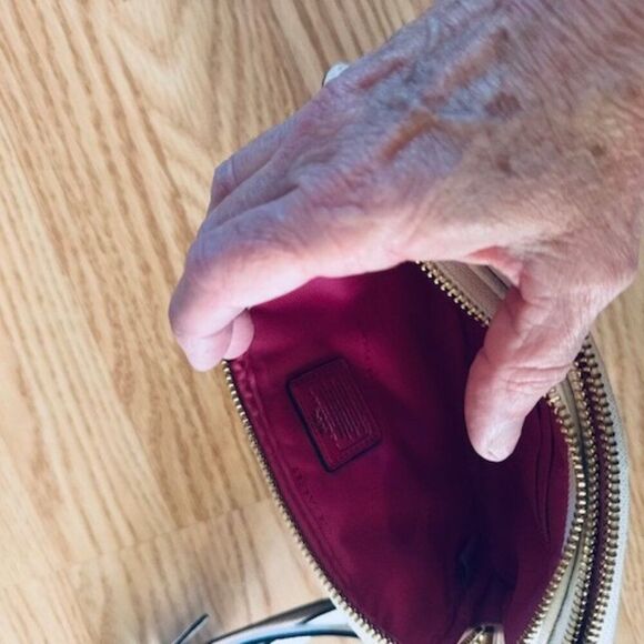 Coach Jamie Camera Bag In Signature Canvas With Floral Print - Picture 7 of 8